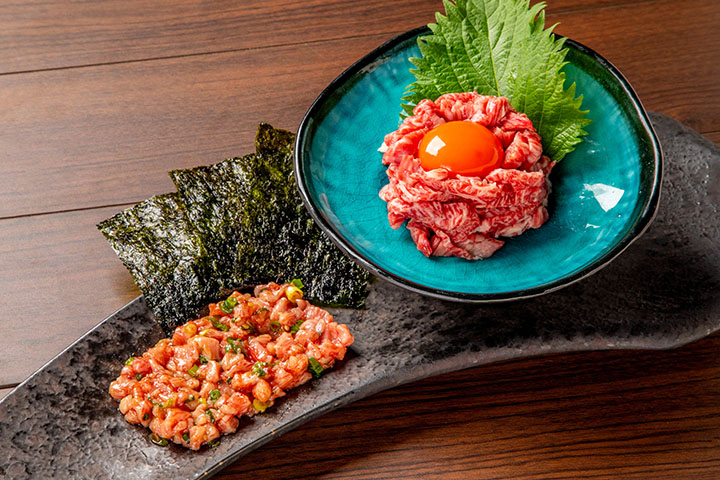 ユッケ2種類食べ比べ